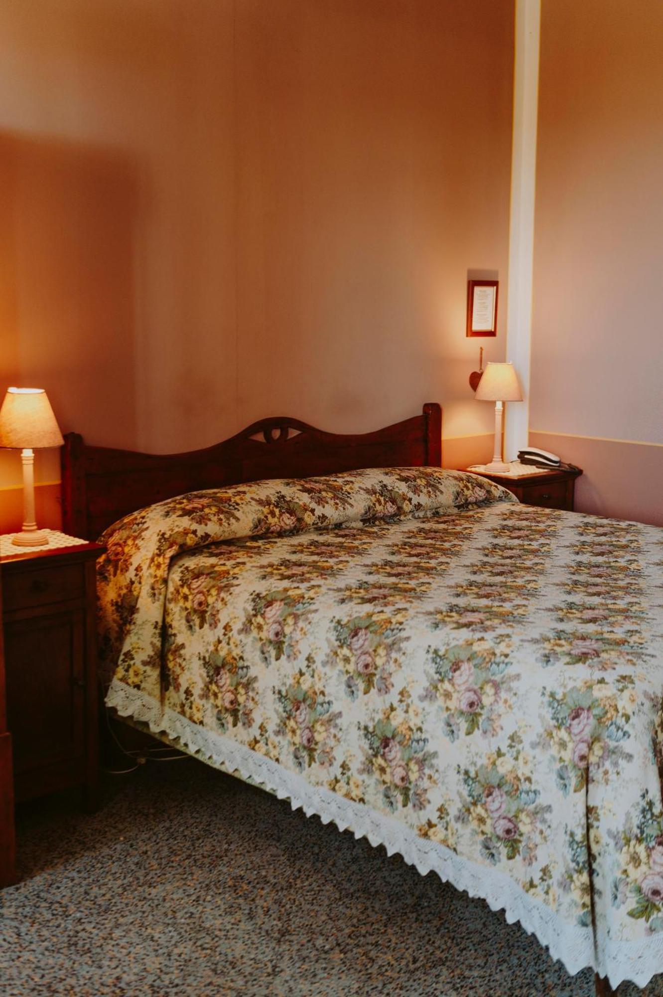 Villa Schindler Manerba del Garda Dış mekan fotoğraf
